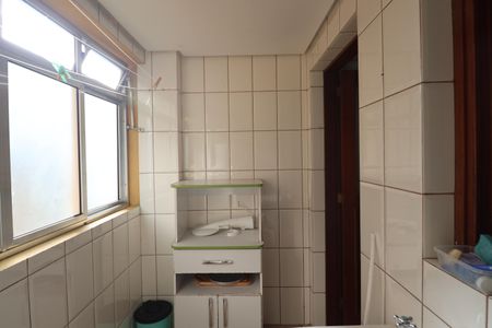 Apartamento à venda com 76m², 2 quartos e 1 vagaÁrea de Serviço