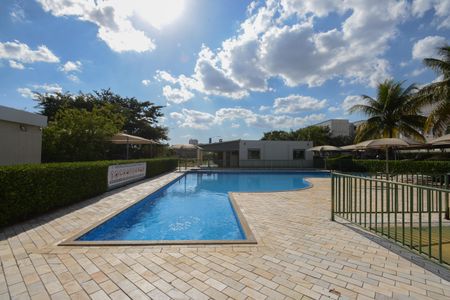 Apartamento para alugar com 45m², 2 quartos e 1 vaga Apartamento para alugar com 45m², 2 quartos e 1 vagaÁrea comum - Piscina