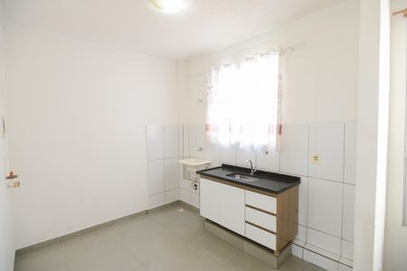 Apartamento para alugar com 45m², 2 quartos e 1 vaga Apartamento para alugar com 45m², 2 quartos e 1 vagaCozinha e Área de Serviço