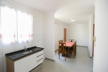 Apartamento para alugar com 45m², 2 quartos e 1 vaga Apartamento para alugar com 45m², 2 quartos e 1 vagaSala/Cozinha