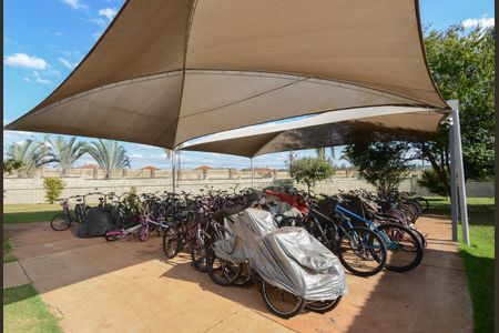 Apartamento para alugar com 45m², 2 quartos e 1 vaga Apartamento para alugar com 45m², 2 quartos e 1 vagaÁrea comum - Bicicletário