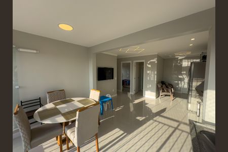 Apartamento à venda com 53m², 2 quartos e 1 vagaSala/Cozinha
