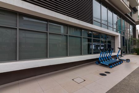 Apartamento à venda com 27m², 1 quarto e sem vagaFachada e portaria