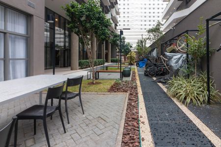 Apartamento à venda com 27m², 1 quarto e sem vagaÁrea comum