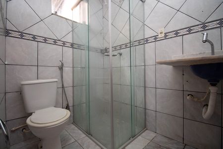 Apartamento para alugar com 68m², 2 quartos e sem vagaBanheiro da Suíte