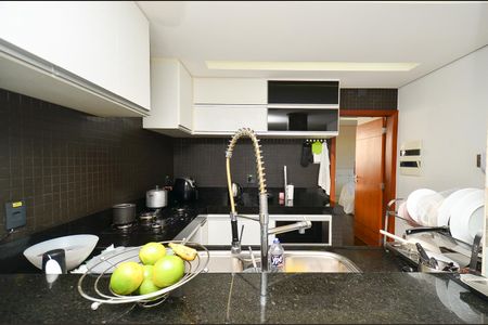 Apartamento à venda com 150m², 4 quartos e 2 vagasCozinha