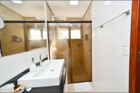 Apartamento à venda com 150m², 4 quartos e 2 vagasBanheiro suíte 4
