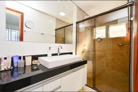 Apartamento à venda com 150m², 4 quartos e 2 vagasBanheiro suíte 4