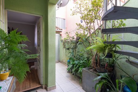 Casa à venda com 185m², 4 quartos e 2 vagas Casa à venda com 185m², 4 quartos e 2 vagasÁrea de Serviço