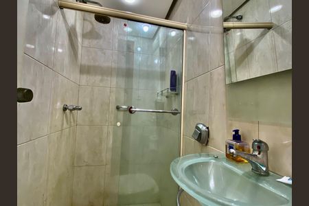 Apartamento à venda com 134m², 3 quartos e sem vagaBanheiro social 2