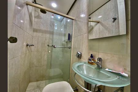 Apartamento à venda com 134m², 3 quartos e sem vagaBanheiro social 2