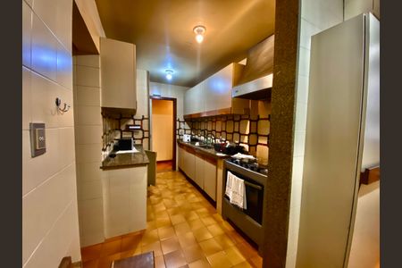 Apartamento à venda com 134m², 3 quartos e sem vagaCozinha