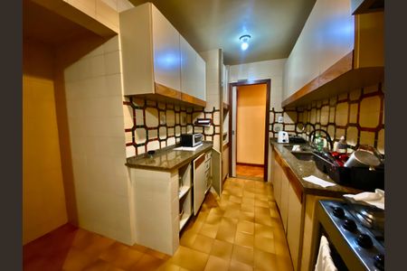 Apartamento à venda com 134m², 3 quartos e sem vagaCozinha