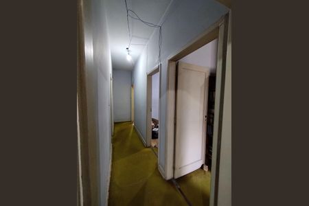 Casa à venda com 260m², 5 quartos e 4 vagasCorredor