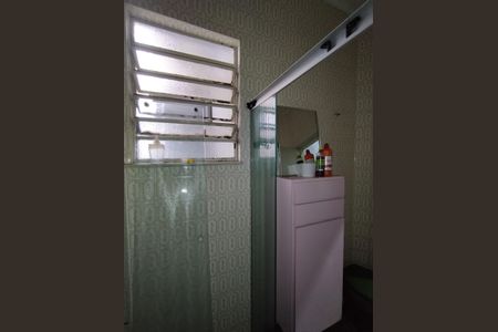 Casa à venda com 260m², 5 quartos e 4 vagasBanheiro 