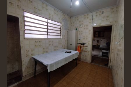 Casa à venda com 260m², 5 quartos e 4 vagasCozinha 