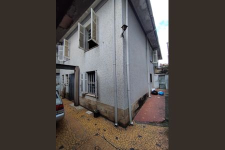 Casa à venda com 260m², 5 quartos e 4 vagasQuintal