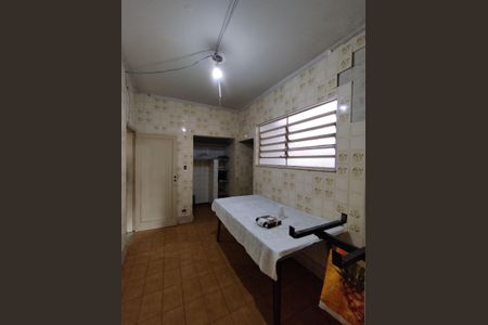 Casa à venda com 260m², 5 quartos e 4 vagasCozinha 