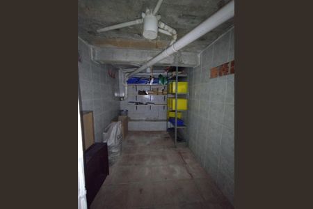 Casa à venda com 260m², 5 quartos e 4 vagasDeposito