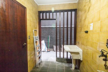 Casa de condomínio para alugar com 300m², 3 quartos e 4 vagasÁrea de Serviço