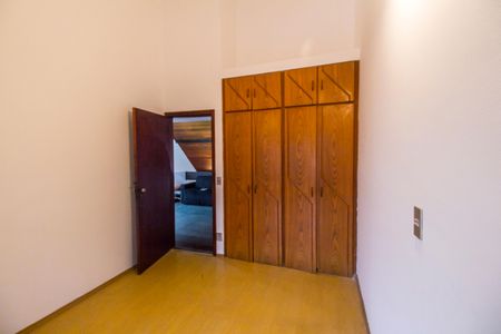 Casa de condomínio para alugar com 300m², 3 quartos e 4 vagasQuarto 1