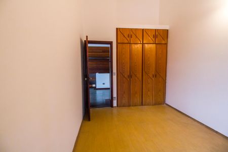 Casa de condomínio para alugar com 300m², 3 quartos e 4 vagasQuarto 1