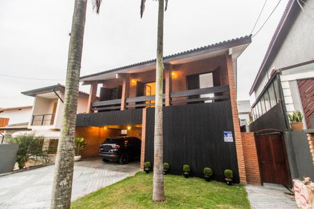 Casa de condomínio para alugar com 300m², 3 quartos e 4 vagasGaragem