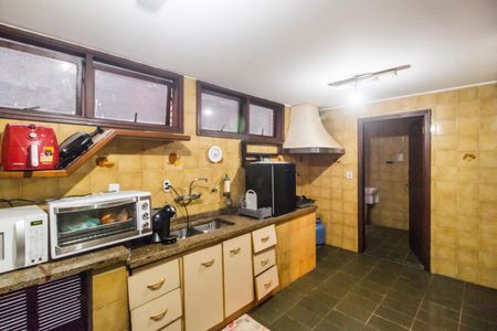 Casa de condomínio para alugar com 300m², 3 quartos e 4 vagasCozinha