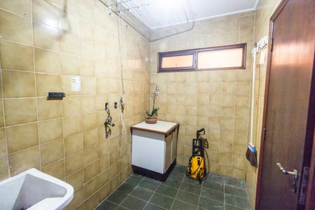 Casa de condomínio para alugar com 300m², 3 quartos e 4 vagasÁrea de Serviço