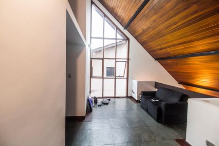 Sala de casa de condomínio para alugar com 3 quartos, 300m² em Alphaville, Santana de Parnaíba