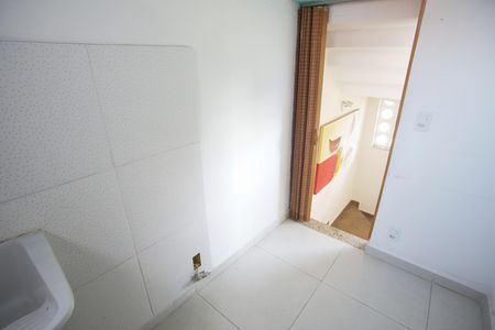 Casa para alugar com 90m², 2 quartos e 1 vaga Casa para alugar com 90m², 2 quartos e 1 vagaÁrea de Serviço