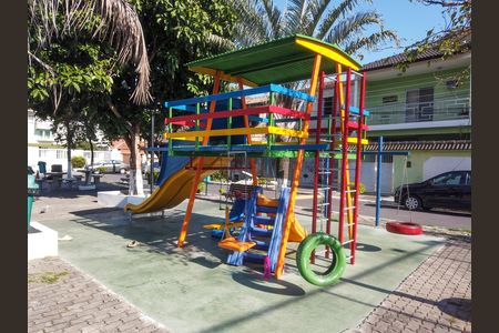 Casa para alugar com 90m², 2 quartos e 1 vaga Casa para alugar com 90m², 2 quartos e 1 vagaÁrea comum - Playground