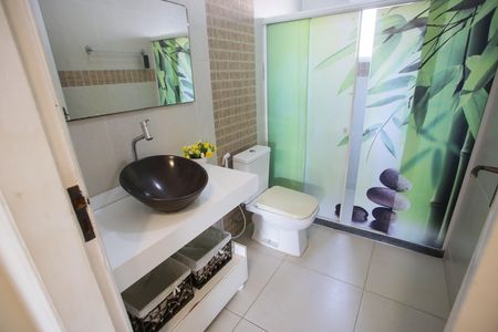 Casa para alugar com 90m², 2 quartos e 1 vaga Casa para alugar com 90m², 2 quartos e 1 vagaBanheiro