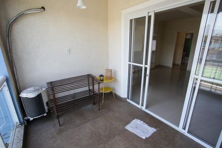 Casa para alugar com 90m², 2 quartos e 1 vaga Casa para alugar com 90m², 2 quartos e 1 vagaVaranda da Sala