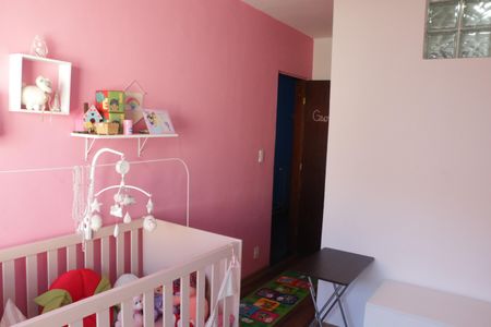 Casa de condomínio para alugar com 160m², 3 quartos e 2 vagasSuíte