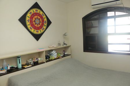 Casa de condomínio para alugar com 160m², 3 quartos e 2 vagasQuarto 2