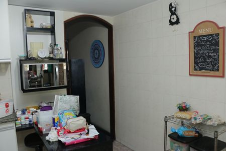 Casa de condomínio para alugar com 160m², 3 quartos e 2 vagasSala/Cozinha