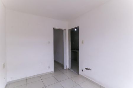 Casa para alugar com 50m², 1 quarto e 1 vaga Casa para alugar com 50m², 1 quarto e 1 vagaSala