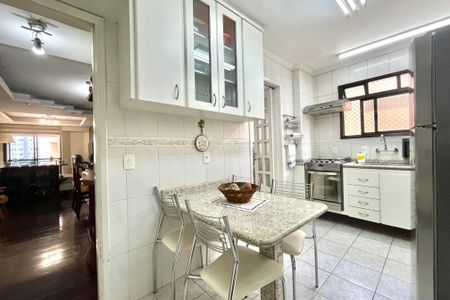 Apartamento à venda com 86m², 3 quartos e 2 vagasCozinha