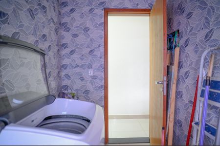 Casa à venda com 315m², 7 quartos e 2 vagasCasa 5 - Área de serviço