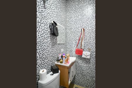 Casa à venda com 315m², 7 quartos e 2 vagasCasa 5 - Banheiro