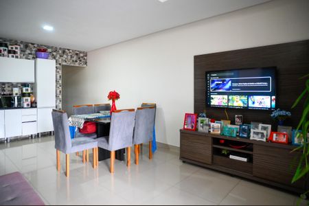 Casa à venda com 315m², 7 quartos e 2 vagasCasa 5 - Sala