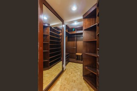 Apartamento para alugar com 62m², 1 quarto e 1 vagaCloset da suíte 