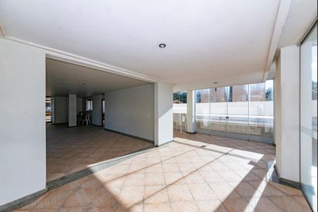 Apartamento à venda com 282m², 5 quartos e 2 vagas Apartamento à venda com 282m², 5 quartos e 2 vagasSalão de Festas