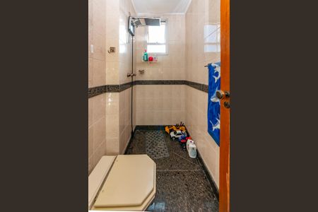 Apartamento à venda com 282m², 5 quartos e 2 vagas Apartamento à venda com 282m², 5 quartos e 2 vagasBanheiro Social 1