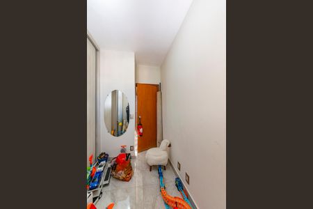 Apartamento à venda com 282m², 5 quartos e 2 vagas Apartamento à venda com 282m², 5 quartos e 2 vagasQuarto 4