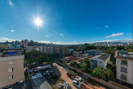 Apartamento à venda com 282m², 5 quartos e 2 vagas Apartamento à venda com 282m², 5 quartos e 2 vagasVaranda gourmet