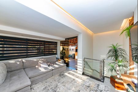 Apartamento à venda com 282m², 5 quartos e 2 vagas Apartamento à venda com 282m², 5 quartos e 2 vagasSala 2