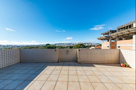 Apartamento à venda com 282m², 5 quartos e 2 vagas Apartamento à venda com 282m², 5 quartos e 2 vagasVaranda gourmet