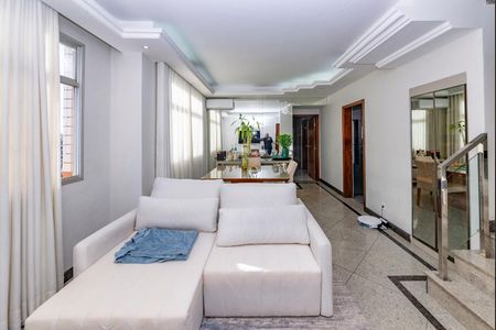 Apartamento à venda com 282m², 5 quartos e 2 vagas Apartamento à venda com 282m², 5 quartos e 2 vagasSala 1